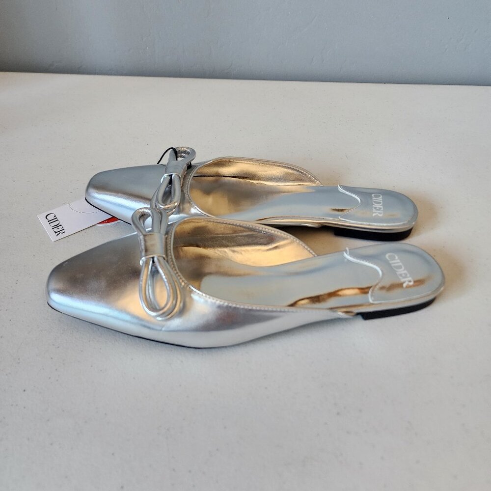 Silver Mules "NEW" - Picture 5 of 16
